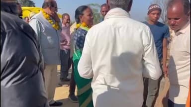 पेण्ड्रा रोड गौरेला: भर्रिदांड कृषि उपज मंडी का कांग्रेस जिला अध्यक्ष गजमति भानु ने कार्यकर्ताओं के साथ किया निरीक्षण, सुनी किसानों की समस्याएं