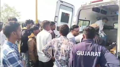 રાણપુર: રાણપુર તાલુકાના ઉમરાળા ગામ પાસે કાર અને બાઇક વચ્ચે અકસ્માત સર્જાયો,બાઈકમાં સવાર બે લોકો ઈજાગ્રસ્ત થયા