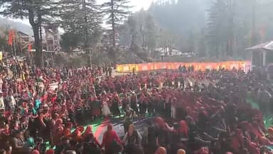 #हिन्दू #सम्मेलन
बरोट :- बरोट के मेला मैदान में एक विशाल हिन्दू सम्मेलन सम्पन्न हुआ
महिला मंडल की नाटी और रगारंग कार्य ...