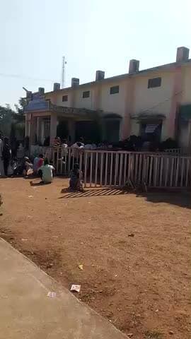 बल्देवगढ़ में किसानों को खाद्य न मिलने से हो रही काफ़ी समस्या कोई कार्रवाई नहीं #baldevgarh #tikamgarh