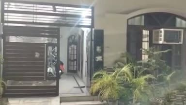 ਜਲੰਧਰ 1: ਬਸਤੀ ਦਾਨਿਸ਼ਮੰਦਾ ਸ਼ੀਵਾ ਜੀ ਨਗਰ ਵਿਖੇ ਨਸ਼ਾ ਤਸਕਰਾ ਖਿਲਾਫ ਸ਼ਿਕਾਇਤ ਦੇਣ ਤੇ ਘਰ ਦੇ ਉੱਪਰ ਹੋਇਆ ਹਮਲਾ