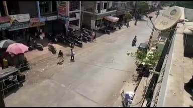 વાંકાનેર: વાંકાનેરના ઢુવા-માટેલ રોડ પર ડબલ સવારી બાઇકને ડમ્પર ચાલકે હડફેટે લેતા સર્જાયો અકસ્માત....