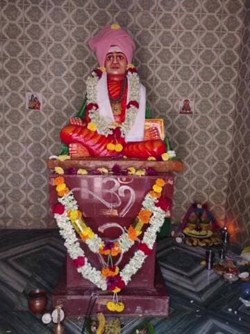 ఉరవకొండ: శ్రీ గరిమఠం సంస్థానంలో శ్రీ శ్రీ జగద్గురు కర్త్రు కరిబసవ రాజేంద్ర మహా స్వాముల పుణ్య ఆరాధన పూజలు