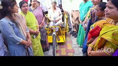 కొత్త వాడలో కృత్రిమ కాళ్ల పంపిణీ చేసిన మంత్రి కొండ సురేఖ