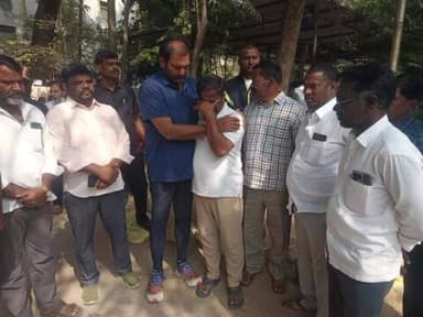 జడ్చర్ల: హఠాత్తుగా గుండెపోటుతో ఇంటర్ విద్యార్థి ధనుష్ మృతి ఘటనపై తీవ్ర దిగ్భ్రాంతి వ్యక్తం చేసిన ఎమ్మెల్యే అనిరుధ్ రెడ్డి