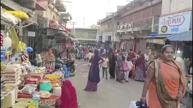 તળાજા: તળાજા ની શાક માર્કેટમાં પોલીસ તો સપાટો