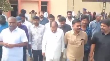 నెల్లూరు సెంట్రల్ జైల్లో పిన్నెల్లి సోదరులను పరామర్శించిన కేతిరెడ్డి అనంతరం ప్రెస్ మీట్