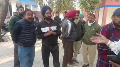 ਫ਼ਿਰੋਜ਼ਪੁਰ: ਪਿੰਡ ਝੋਕ ਹਰੀ ਹਰ ਵਿਖੇ ਵਾਪਰਿਆ ਦਰਦਨਾਕ ਹਾਦਸਾ ਬਿਜਲੀ ਮੁਲਾਜ਼ਮ ਦੀ ਕਰੰਟ ਲੱਗਣ ਨਾਲ ਹੋਈ ਮੌਤ ਤਿੰਨ ਲੋਕ ਹੋਏ ਜਖਮੀ