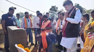 दरभा: दरभा में तालाब उन्नयन, स्टापडेम सहित कुल ₹14 करोड़ 50 लाख के विकास कार्यों का विधायक किरण देव ने किया भूमिपूजन