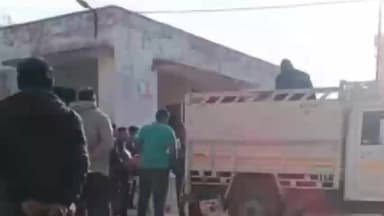 मलसीसर: धनूरी में बेकाबू कार ने कई पलटियां खाई, एक युवक की मौत और एक अन्य घायल