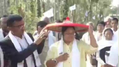 ডুমডুমা: দাইচা গাঁৱৰ জোনাই সমন্বয় ক্ষেত্ৰত ভূমিপুত্ৰ 'মৰাণ' সকলৰ অন্যতম খেল-বংশ 'দায়িনী গঞা' খেলৰ অষ্টাদশ সংখ্যক অধিৱেশন