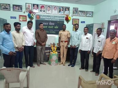 शिरुर अनंतपाळ: शिवपूरच्या मातीतून पोलीस अधिकारी.. अजय काळे यांचा श्री छत्रपती शिवाजी महाराज सार्वजनिक वाचनालयात सन्मान