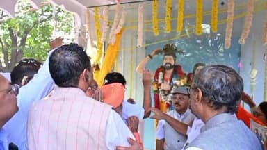 ಬಬಲೇಶ್ವರ: ಶೇಗುಣಸಿ ಗ್ರಾಮದಲ್ಲಿ ಮೂರ್ತಿ ಅನಾವರಣ ಮಾಡಿದ ನಗರ ಶಾಸಕ ಬಸನಗೌಡ ಪಾಟೀಲ ಯತ್ನಾಳ