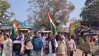 তেহট্ট ২: পলাশীপাড়া বিধানসভার চাঁদেরঘাট পঞ্চায়েতে ৪৯১ জন ভোটারের নাম SIR নো ম্যাপিংয়ে, বিক্ষোভ দেখালেন বিধায়ক মানিক ভট্টাচার্য