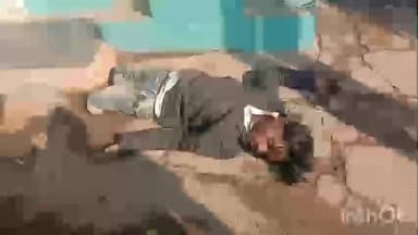 પેટલાદ: બસ સ્ટેન્ડ સામે અપંગ બીમાર વ્યક્તિને વાહરે 112 પોલીસ આવી, 108 મારફતે હોસ્પિટલ ખસેડાયો