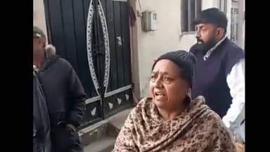 ਜਲੰਧਰ 1: ਦਸ਼ਮੇਸ਼ ਨਗਰ ਵਿਖੇ ਦੋ ਧਿਰਾਂ ਵਿਚਾਲੇ ਹੋਈ ਲੜਾਈ ਮਹਿਲਾ ਨੇ ਲਗਾਏ ਆਰੋਪ