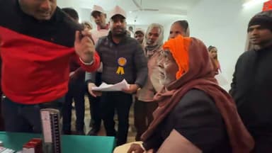 सिधवलिया मिल परिसर में लगा स्वास्थ्य शिविर, दवा वितरण व निःशुल्क इलाज किया गया #Bihar #sidhwaliya