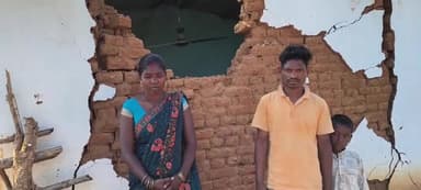 बसिया प्रखंड के अंतर्गत बनई बिनजरटोली गांव में हाथी
ने मचाया हड़कंप घर ####@@@@@@@