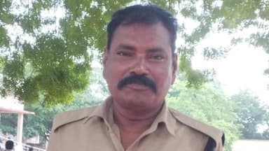 ఆగిరిపల్లి పోలీస్ స్టేషన్లో విధులు నిర్వహిస్తున్న హోంగార్డు ఏసుబాబు (55) గుండెపోటుతో మృతి