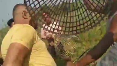 বিহপুৰীয়া: বিহপুৰীয়াৰ পাভত ভয়ঙ্কৰ কাণ্ড,
বন কৰ্মী আৰু মাছমৰীয়াৰ মাজত সৃষ্টি হয় হতাহতিৰ