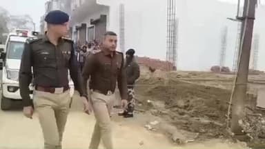 रुद्रपुर: प्रीतविहार में दो पक्षों के बीच फायरिंग और मजदूर की मौत के बाद एसएसपी मणिकांत मिश्रा ने किया घटना स्थल का निरीक्षण