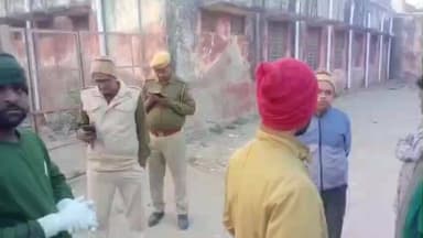 धौलपुर: अज्ञात युवक की मौत, पहचान न होने पर पुलिस ने चंबल मुक्तिधाम पर किया अंतिम संस्कार