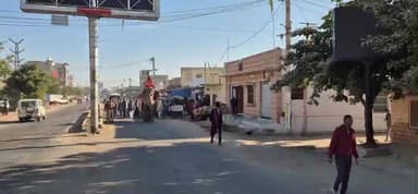 मूंडवा: मूंडवा में पद्मश्री जैन आचार्य का काफिला पहुंचा, करेंगे रात्रि विश्राम