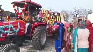 ਪਠਾਨਕੋਟ: ਪਠਾਨਕੋਟ ਵਿੱਚ ਮੋਤੀ ਰਾਮ ਮਹਿਰਾ ਦੀ ਸ਼ਹਾਦਤ ਨੂੰ ਯਾਦ ਕਰਦਿਆਂ ਕੱਢਿਆ ਗਿਆ ਨਗਰ ਕੀਰਤਨ ਅਤੇ ਕੀਤਾ ਗਿਆ ਲੰਗਰ ਦਾ ਆਯੋਜਨ।