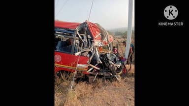 मिरज: एसटी बस आणि कंटेनरचा भीषण अपघात ; बसच्या पुढील भागाचा अक्षरशः झाला चुरडा.