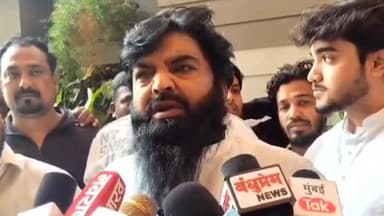 माढा: कोणी सोडून गेल्याने फरक पडत नाही; फारूक शाब्दि यांच्या राजीनाम्यावर शौकत पठाण यांची प्रतिक्रिया