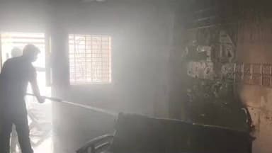 ગણદેવી: બીલીનાકા ચાર રસ્તા નજીક રહેણાંક મકાનમાં આગ