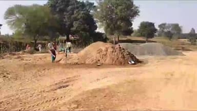 सरई: ग्राम पंचायत गोरा के जट्टठाटोला पुल निर्माण में गुणवत्ता की अनदेखी का आरोप, ग्रामीणों ने निष्पक्ष जांच की मांग की