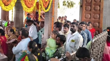 తుని: తలుపులమ్మ దేవస్థానంలో భక్తుల రద్దీ, రూ. 2.31 లక్షల ఆదాయం.