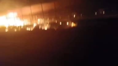 ನಿಪ್ಪಾಣಿ: ಬೆಡಕಿಹಾಳ ಗ್ರಾಮದಲ್ಲಿ ಬೆಂಕಿ ಅವಘಡ, ಸಜೀವ ದಹನವಾದ ಸಾವಿರಾರು ಕೋಳಿಗಳು