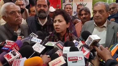 भिवानी पहुंची कांग्रेस सांसद कुमारी सैलजा #bhiwani #viralvideo #viral #mpkumarishelja #Congress #bhiwaninews #haryana #n...