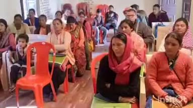 द्वाराहाट: ग्रामीणों ने सुना प्रधानमंत्री नरेंद्र मोदी का 129वां 'मन की बात' कार्यक्रम, गांव के सर्वांगीण विकास का लिया संकल्प