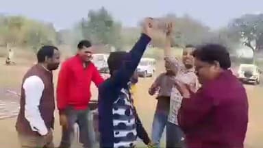 पाकुड़िया: नववर्ष से पहले पिकनिक स्पॉटों पर उमड़ी भीड़, दुर्गापुर और बांसलोई नदी किनारे लोगों ने मनाया पिकनिक