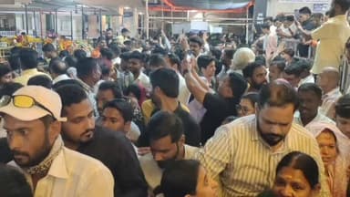 नेवासा: नाताळ सुट्ट्यांमुळे शिंगणापुर भाविकांच्या गर्दीने हाउसफुल