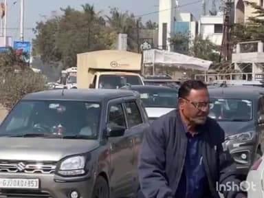 राहाता: थर्टी फर्स्टसाठी शिर्डी सज्ज, 450 पोलीसांचा बंदोबस्त तैनात.. मुख्य रस्ता 'नो वेहिकल झोन'..!