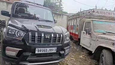 सिंघवारा: सिमरी थाना क्षेत्र में NH-27 पर ट्रक चालक से ₹30 हजार की लूट, पुलिस ने स्कॉर्पियो जब्त की, एक युवक हिरासत में