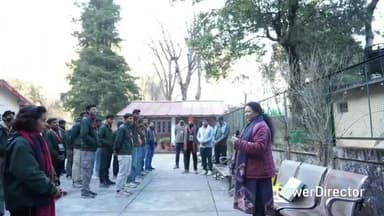 नैनीताल: सूर्या फाउंडेशन के युवा विकास प्रकल्प द्वारा आयोजित भारत यात्रा शिविर का 91 सदस्यीय दल नैनीताल प्रवास पर रहा