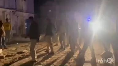 करेरा: दावरदेही पंचायत उपचुनाव: पुलिस ने निकाला फ्लैग मार्च, शांतिपूर्ण मतदान की अपील