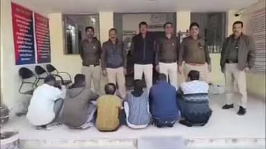 छतरपुर: सिविल लाइन थाना पुलिस ने मोराहा गांव में जुआ पकड़ा, 6 जुआरी गिरफ्तार