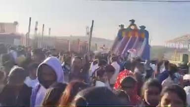 घुघरी: घुघरी मड़ई के तीसरे दिन उमड़ा जनसैलाब, लोगों ने जमकर की खरीदारी