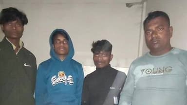 जगदीशपुर: भागलपुर में धड़ से सिर और पैर जोड़कर अभिषेक का अंतिम संस्कार, छोटे भाई अमरदेव ने दी मुखाग्नि