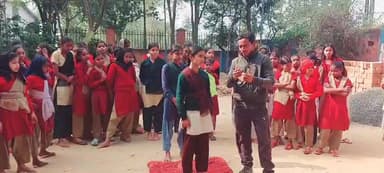 🌸 कस्तूरबा गांधी बालिका विद्यालय की दृष्टि बाधित छात्रों का आत्मरक्षा में प्रेरणादायक प्रदर्शन 🌸
#जिला_प्रशासन_बांका
#बा...