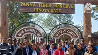 “जंगल दर्शन : बाघ से सरोकार” अभियान के तहत विद्यार्थियों ने किया पन्ना टाइगर रिजर्व का भ्रमण।
#PannaTigerReserve
#Jungle...