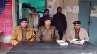 मधुबनी: नगर थाना पुलिस ने चोरी की चार मोटरसाइकिलों के साथ दो शातिर चोरों को किया गिरफ्तार