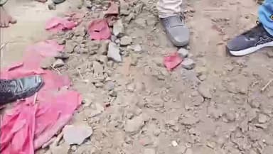 सिंघिया: विष्णुपुर डीहा पंचायत में सड़क निर्माण में अनियमितता का आरोप, ग्रामीणों का हंगामा