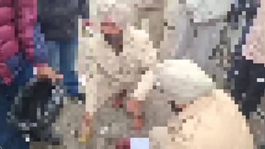 ਅੰਮ੍ਰਿਤਸਰ 2: ਗੇਟ ਹਕੀਮਾਂ ਇਲਾਕੇ ਦੇ ਵਿੱਚੋਂ ਮਿਲੀ ਨਵ ਜੰਮੇ ਬੱਚੇ ਦੀ ਬਾਡੀ ਪੁਲਿਸ ਕਰ ਰਹੀ ਹੈ ਮਾਮਲੇ ਦੀ ਜਾਂਚ